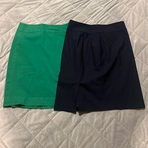 2 Banana Republic skirts! Sz 4. Great condition. 1 green, 1 navy blue.